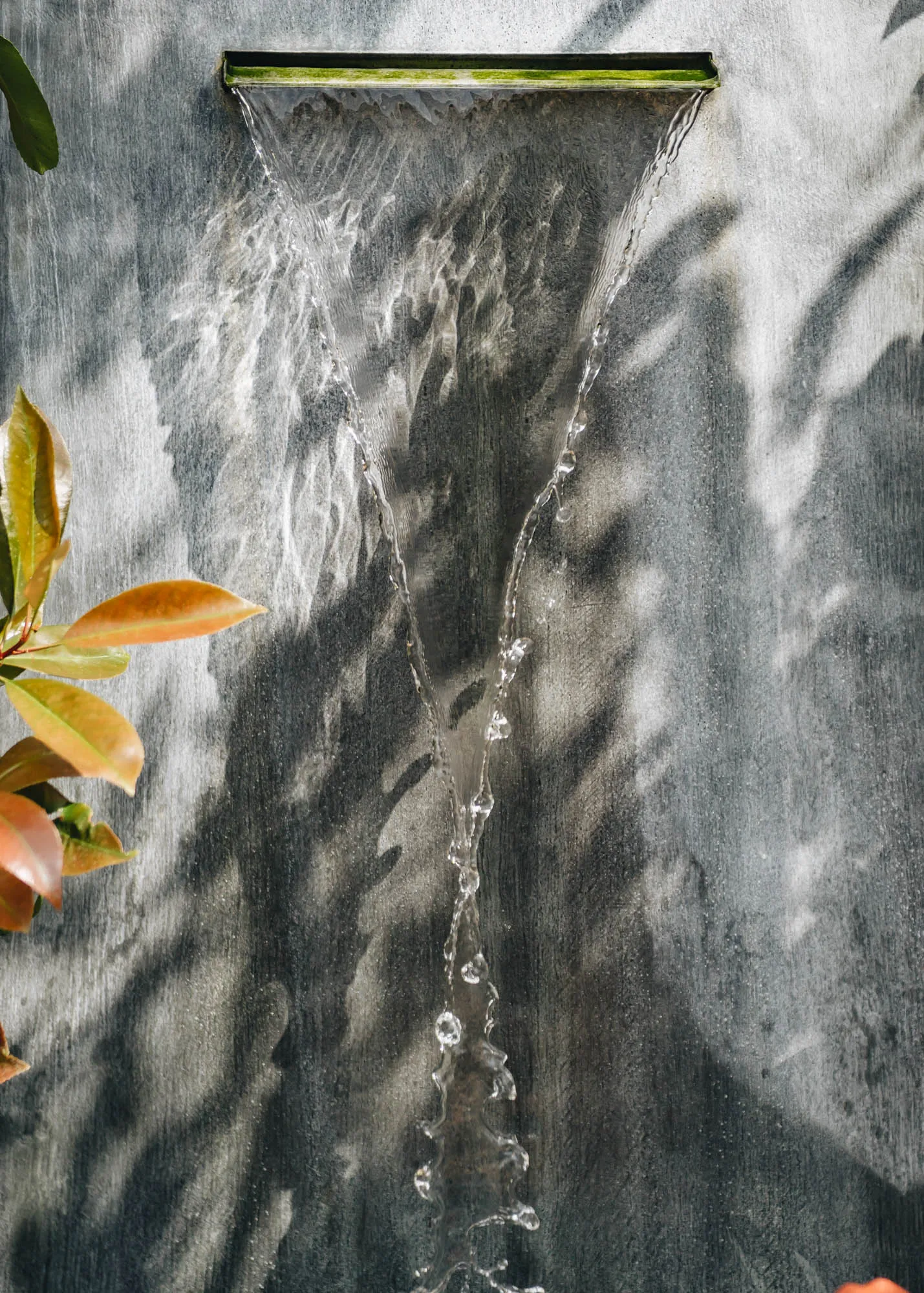 Arno Tall Zinc Water Feature