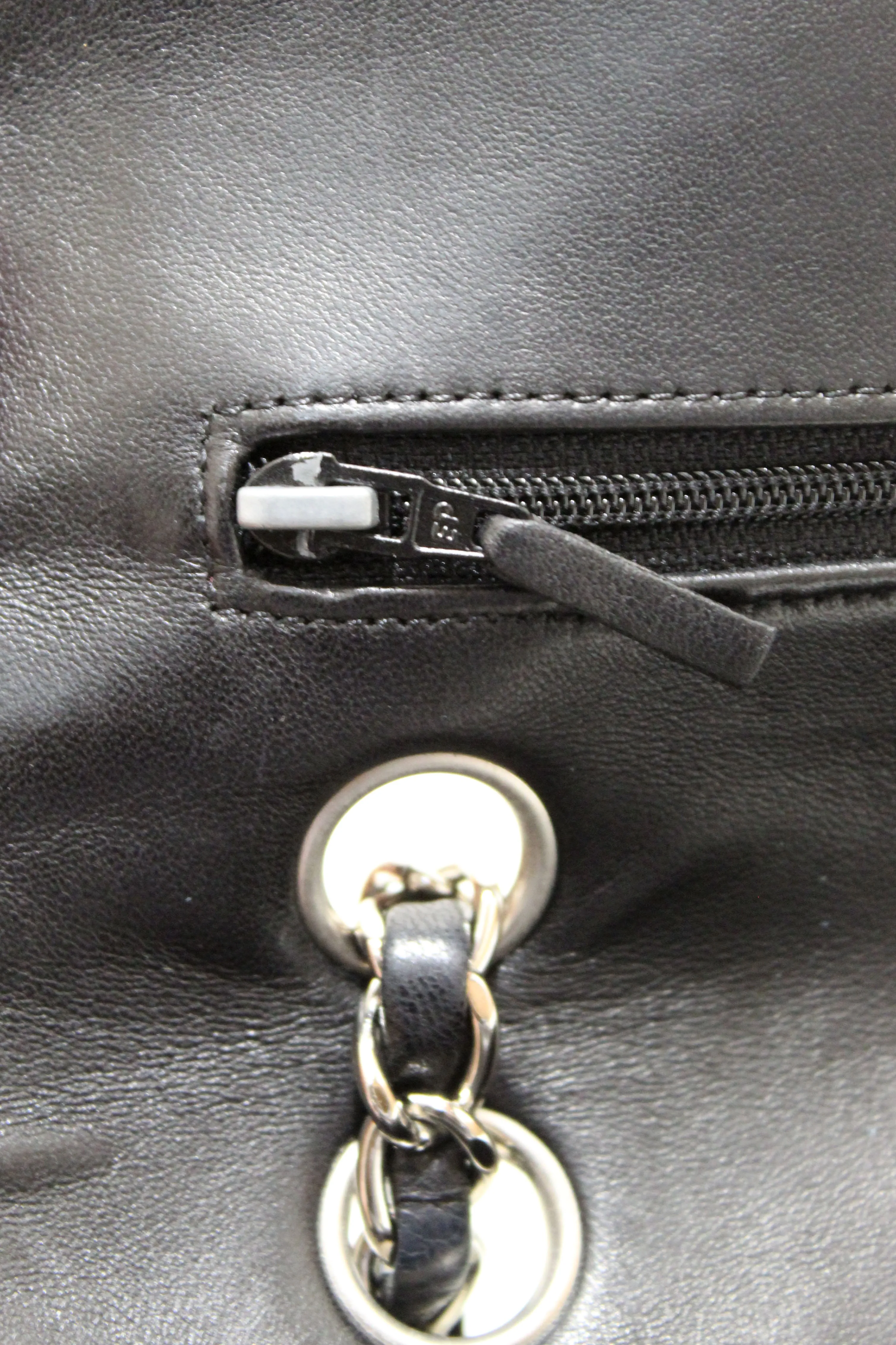 Authentic Chanel Black Lambskin Leather Medium Classic Flap Chain Bag