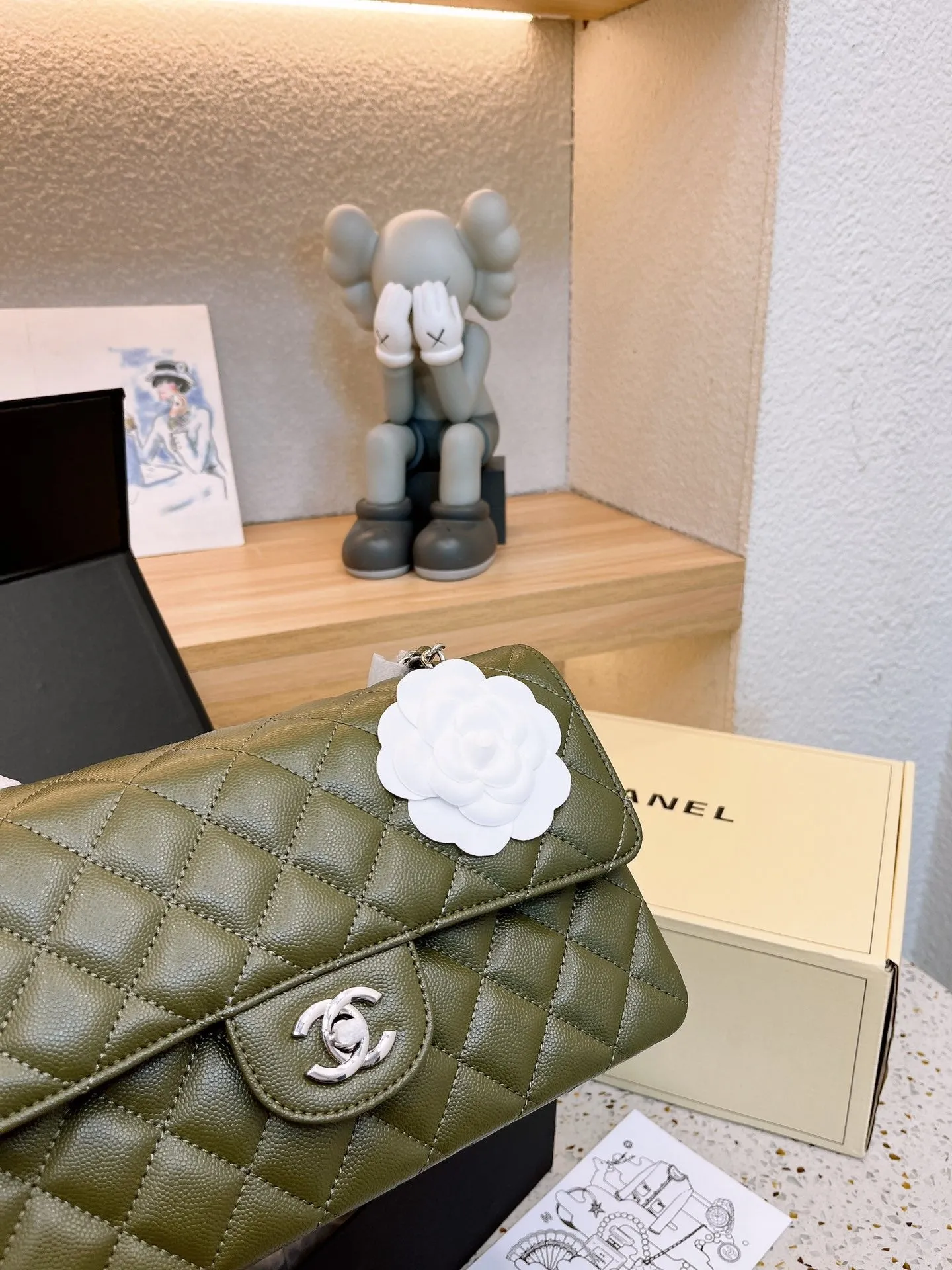 CC673 Classic Handbag / 9.8x15.5x6.5inch
