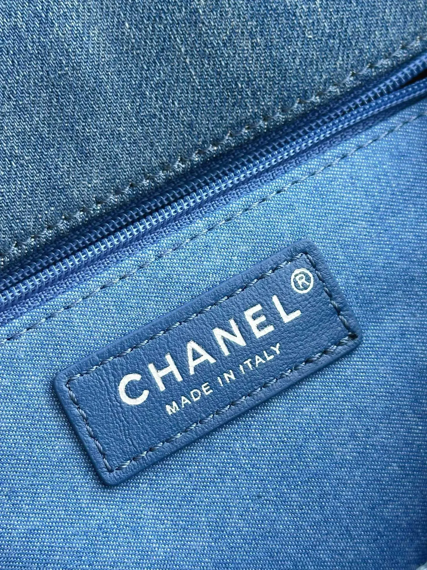 CC979 Classic 11.12 Handbag / Mini/Medium HIGHEST QUALITY VERSION