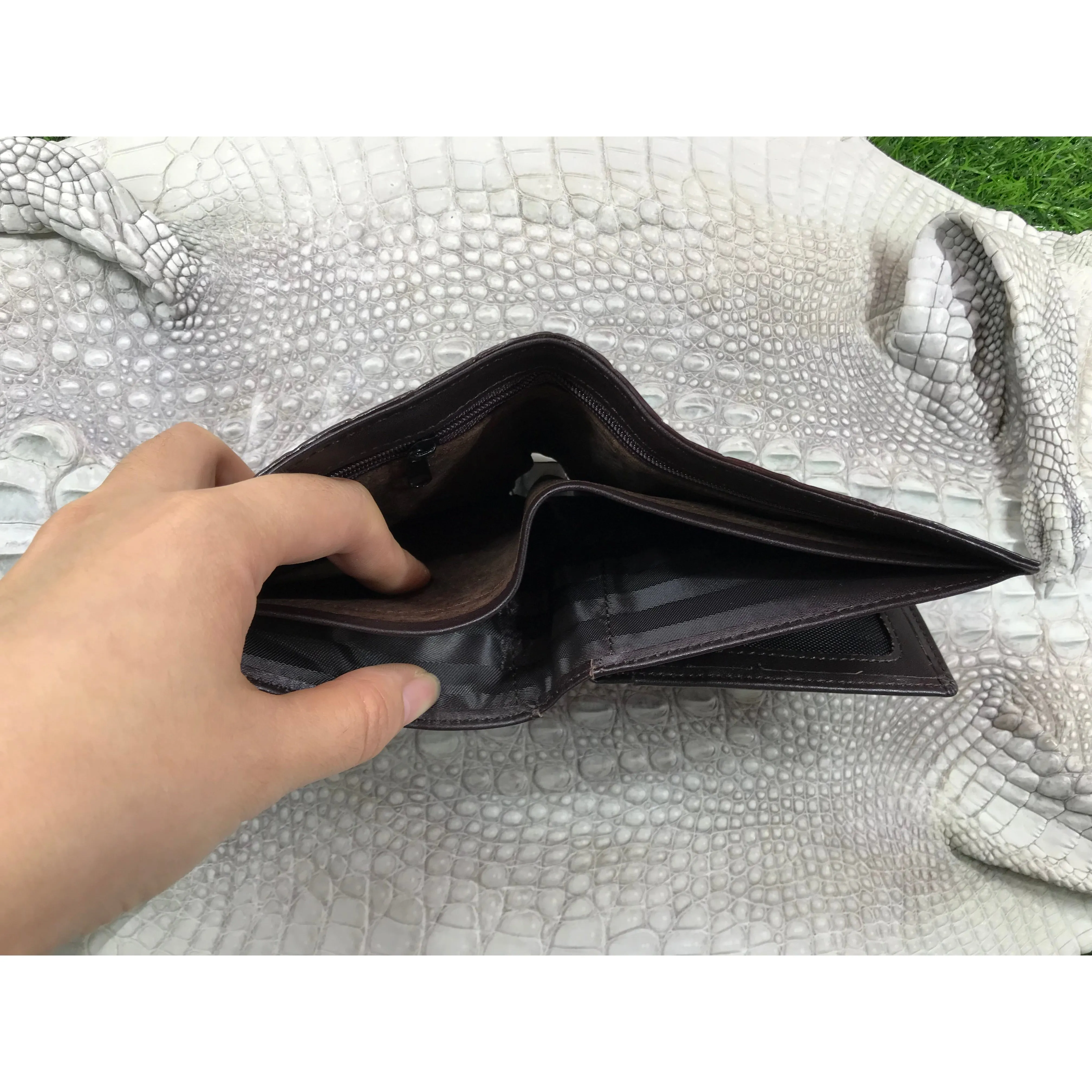 Dark Brown Alligator Skin Bifold Wallet For Men | Handmade Crocodile Leather Wallet RFID Blocking | VL5701