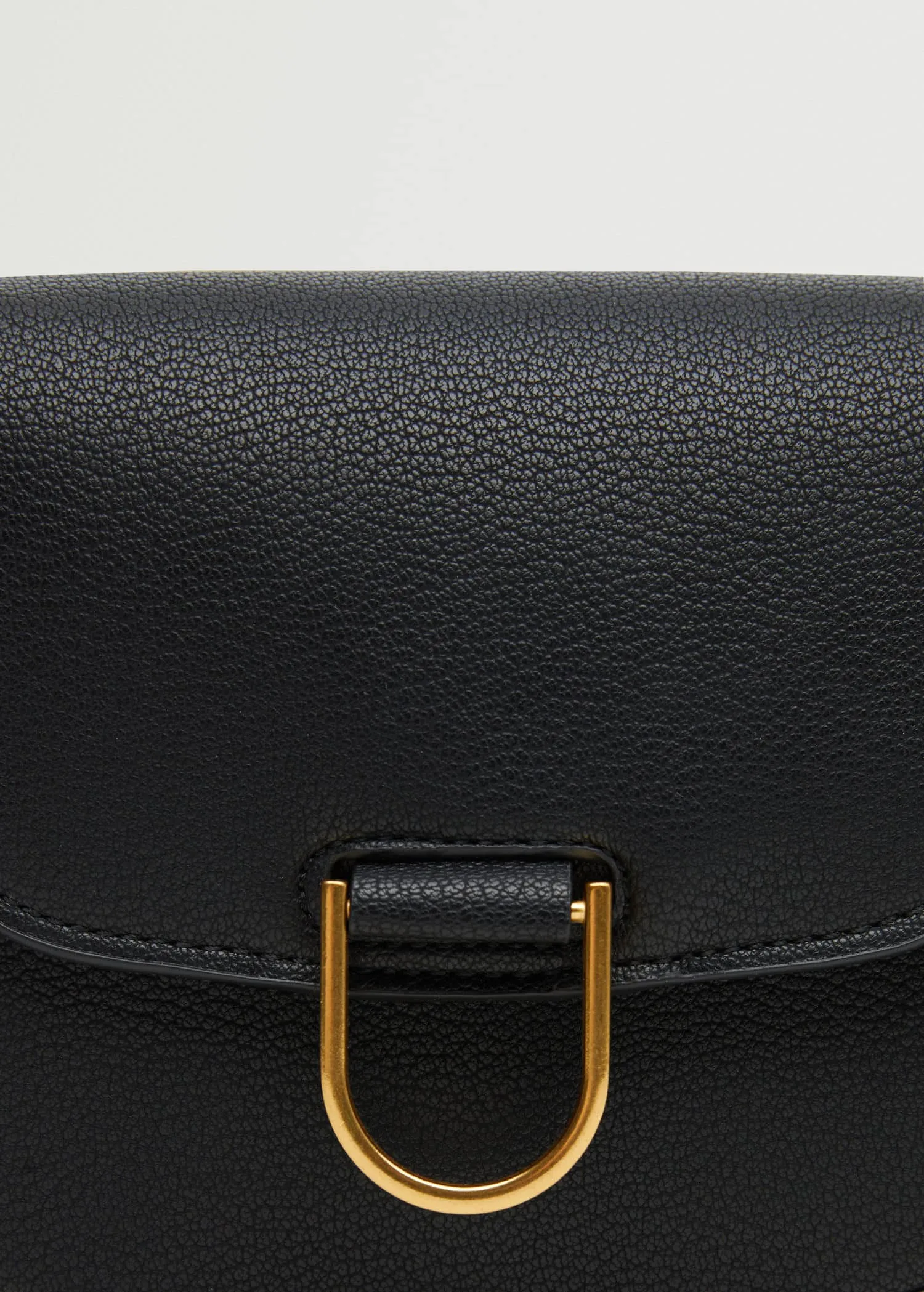 Flap chain bag
