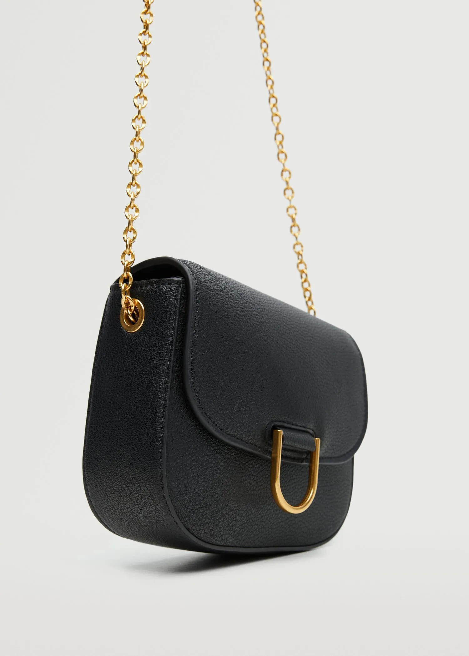 Flap chain bag