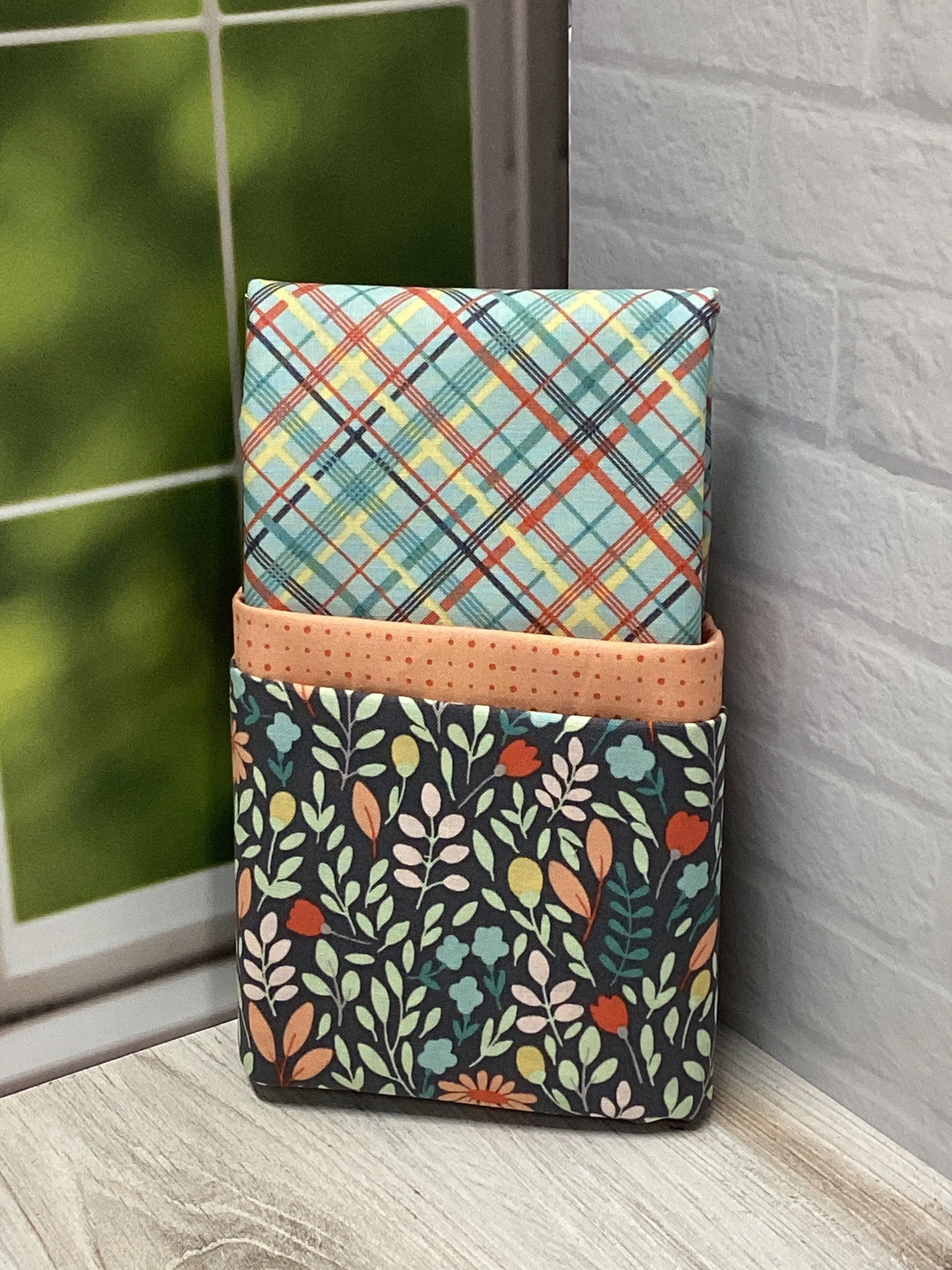 Hello Pouches