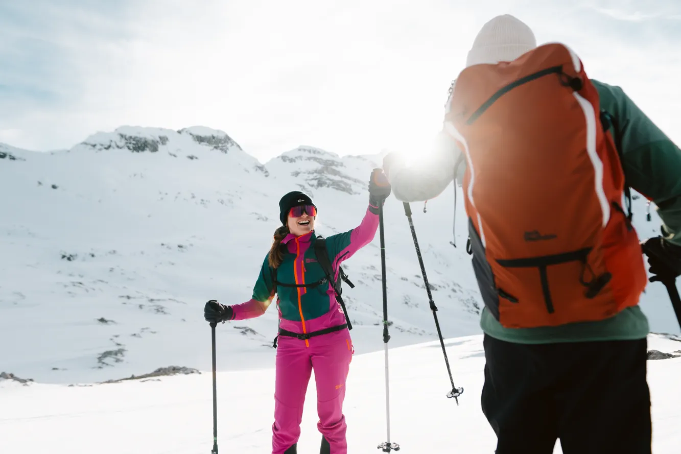 Jack Wolfskin Alpspitze Pack 35 Carmine | Buy Jack Wolfskin Alpspitze Pack 35 Carmine here | Outnorth