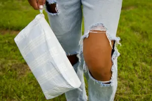 Medium Pouch Palaka Pale Blue