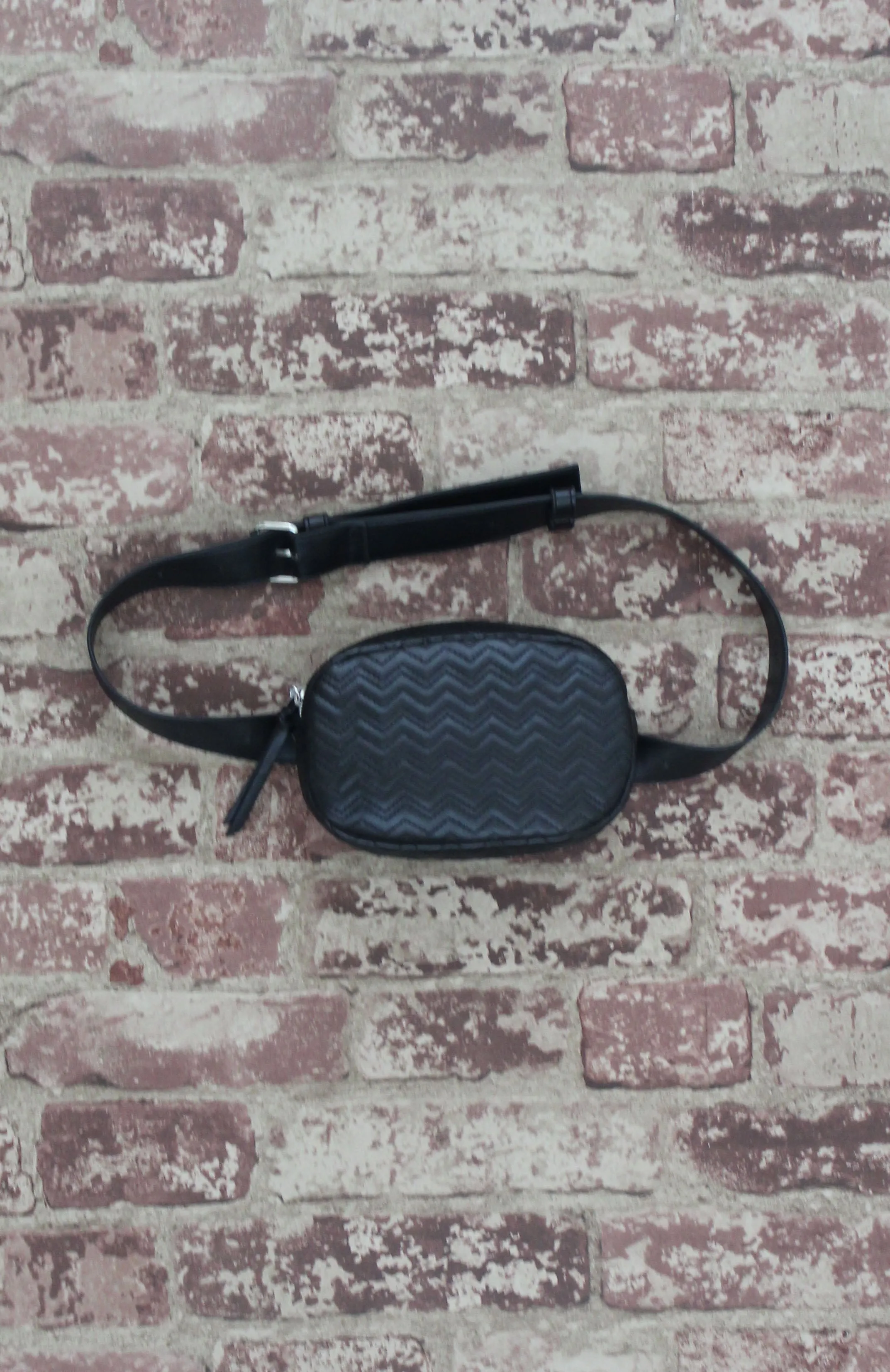 Olivia Belt Bag in Black