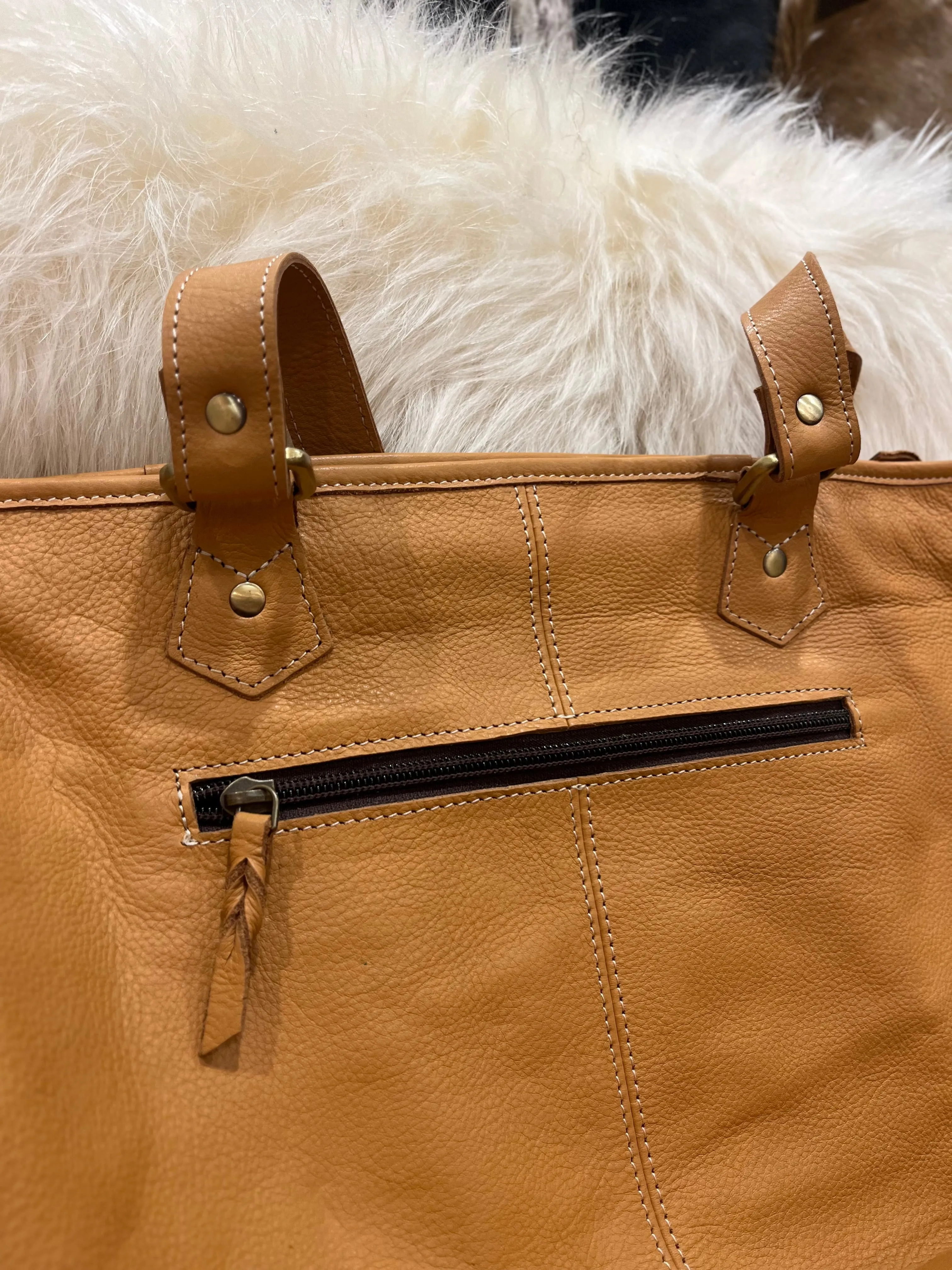 The Yellowstone Handbag with turquoise detail #AB75