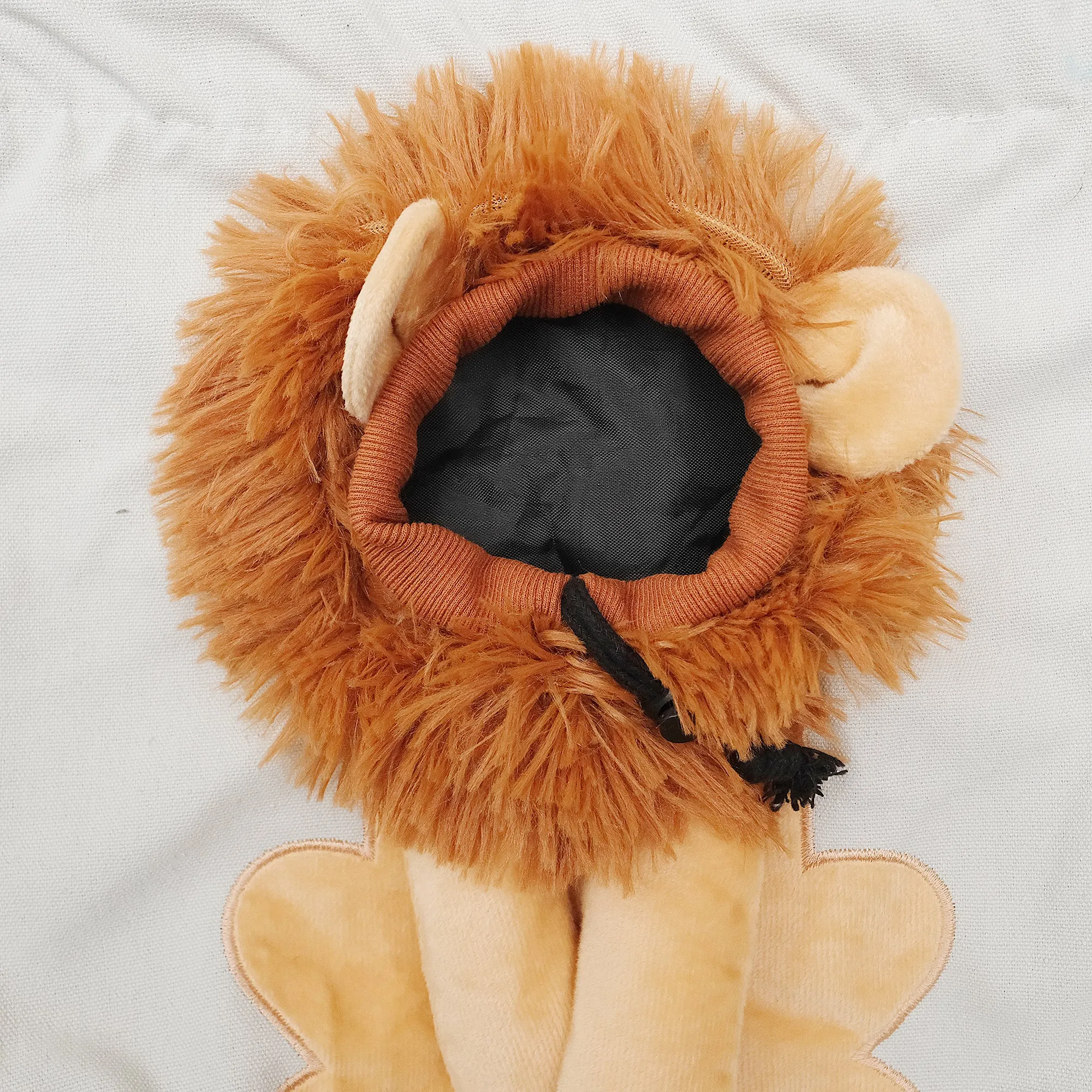 Undercover lion pet carrier bag